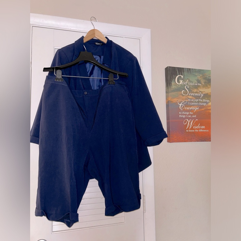 Blue two piece. - Picture 5 of 6